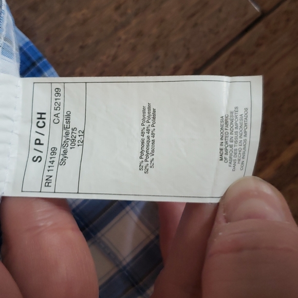 Quiksilver button front shirt - Picture 4 of 5